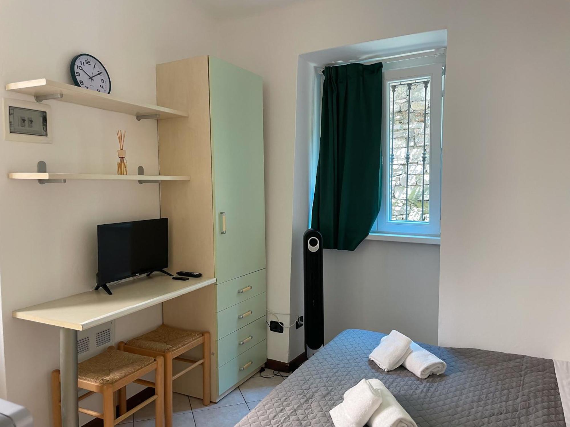 Roncati 7 Center Town Studio Apartments ベッラージョ エクステリア 写真
