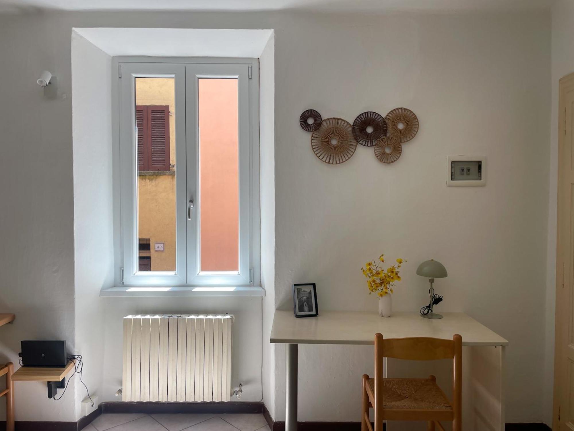 Roncati 7 Center Town Studio Apartments ベッラージョ エクステリア 写真