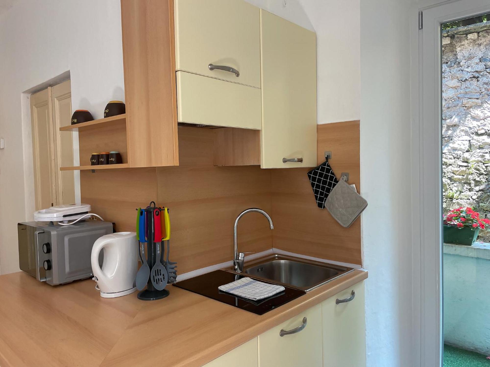 Roncati 7 Center Town Studio Apartments ベッラージョ エクステリア 写真